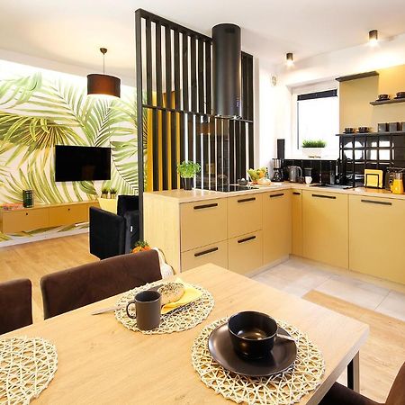 W&K Apartments - Gold Suite - Faktura Vat, Parking Koszalin Ngoại thất bức ảnh