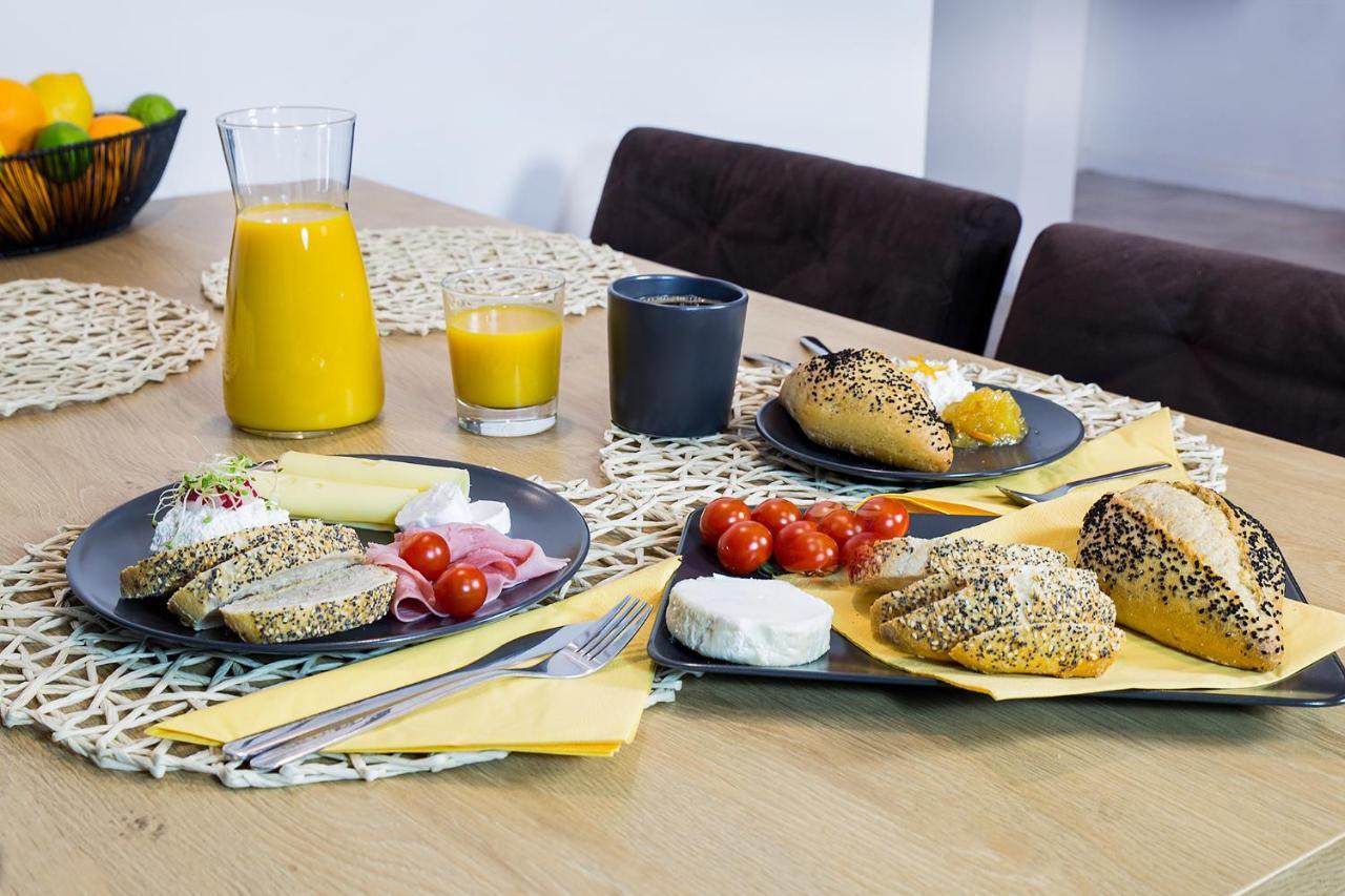 W&K Apartments - Gold Suite - Faktura Vat, Parking Koszalin Ngoại thất bức ảnh